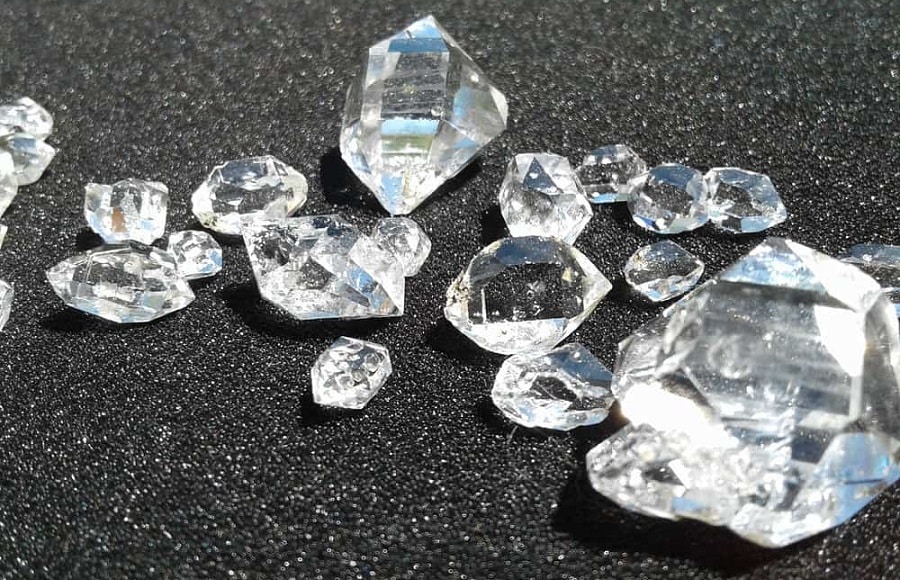 Herkimer Diamond Value Not Necessarily Cheaper Than Real Diamonds